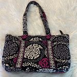 Vera Bradley  Tote excellent condition no rips,smell or stain see pictures Photo 0