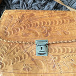 None Vintage hand tooled Mexican leather crossbody bag Photo 8