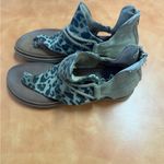 Very G  Tan and Black Leopard Sandals Photo 3