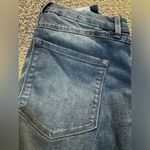 REWASH NWT  "real curve" high rise skinny size 31 NWT Photo 2