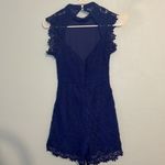 Miami Women’s Mi ami navy blue lace open back shorts and short sleeved romper size xxs Photo 2