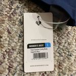 women's best Women’s Best Power Seamless Cycling Shorts in Sapphire Blue - Size Small Photo 2