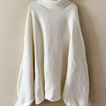 Pink Lily  white oversized knit sweater Photo 0