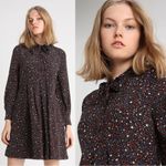 Madewell  • Balsam Tie-Neck Dress in Starry Night black silk bow mini pleated Photo 7