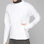 Athleta Women’s Denali Outdoor Pullover Top Sweatshirt Longsleeve in White L Photo 0