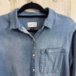 Universal Threads Vtg Womens Denim Jacket/Top Size Small Universal Thread Tint Denim Classic Fit Photo 7