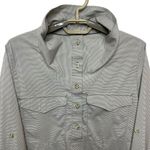 Mountain Hardwear  High Neck Long Sleeve Top Performance Half Button Down Size M Photo 2