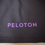 Peloton  Sports Bra Show Up Side To Side Brown Size Medium New With Tags Photo 1