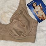 Carnival Coolmax Underwire Sports Bra Nude Tan Women’s 32C Style 604 Size undefined Photo 3