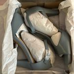 Giani Bernini  Womens Claraa Open-Toe T-Strap Dress Sandals Size 8.5 Photo 3