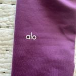 Alo Yoga  Leggings Photo 1
