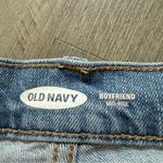 Old Navy Distressed Boyfriend Shorts 12 Stretch Distressed Festival Vacation Light Wash Photo 3