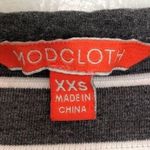 Modcloth T-Shirt Scallop Trim Stripes Grey XXS Photo 2