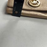 Michael Kors Pebble Wallet Gold 7.5X1.5X3.5 Clutch SEE DESCRIPTION Photo 3