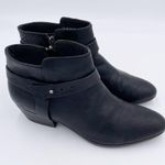Clarks  Boylan Dawn Ankle Bootie Women's Size 10 Black Leather Ankle Strap Boots Photo 2