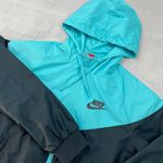 Nike Sportswear Women Windrunner Hooded Jacket Turquoise/Black Small 545908-412 Photo 4