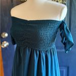 Elegant Teal Off Photo 1