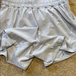 Lululemon  Track That Mid Rise Lined Short 5” Sz6 Pastel Blue Photo 6