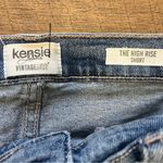 Kensie  The High Rise Short Vintage Luxe Womens Size 12 Roll Up Cuff Distressed Photo 3