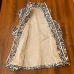 kim rogers Kim Roger’s vest NWT size Large white floral paisley zip up E Core Vest pockets Photo 5