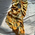 Pretty Little Thing β
NWT Ruched Side Midi skirt - Orange Tie Dye β
Photo 3