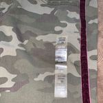 SO camouflage favorite skinny jeggings pants with maroon colored velour Strip Photo 5