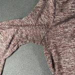 Under Armour  HeatGear Womens XS Loose Fit Long Sleeve Athletic Shirt Burgundy Photo 4