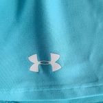 Under Armour loose fit heat hear shorts size small Photo 2