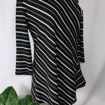 cha cha vente  Black & White Striped Asymmetrical Knit 3/4 Sleeve Tunic M Photo 9