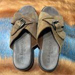 G.H. Bass &Co. G.H. Bass & Co. Brown Tan leather Buckle Sandals slides size 8 Photo 2