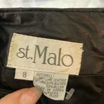 Black faux leather mini skirt with zipper closure and side slits St Malo 8 Photo 2