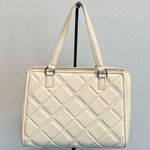Betsey Johnson | Ivory Quilted Bag w/ Crossbody Strap & Iconic Bag Charm Photo 5