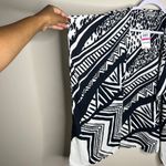 JM Collection  Petite Modern‎ Mix Black & White Printed Chiffon Open Front Jacket Photo 6