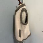 Anthropologie Akemi + Kin Women Cream & Gray Collared Sherpa Vest One Size Size undefined Photo 7