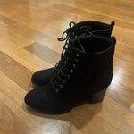 Journee Collection  women’s black lace up block heel boots size 8.5 Photo 1