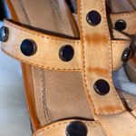 Cecilia New York Camel Colored Strappy 4” Heels size 7 Orange Photo 8