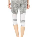 Alo Yoga Leggings M Oasis Capri in White Space Dye /White Athletic Athleisure Photo 6