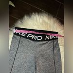 Nike Pro heathered grey leggings sz small Photo 3