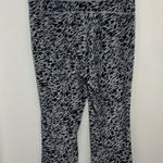 LuLaRoe Cozy Women’s Velour Capri Pants Size 1X Photo 4