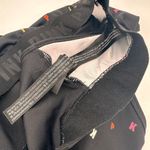 PINK Active Letters V Photo 7