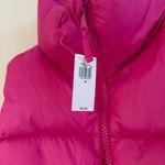 Old Navy NWT  Water-Resistant Quilted Puffer Vest XS Pink Photo 3