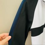 Urban Outfitters  Quarter Zip Crop Sweatshirt Sz Small Photo 3