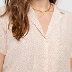 Rails  Maui White‎ Mini Cheetah Top Silk Short Sleeve Button Down Shirt Size XS Photo 0