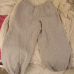 Urban Outfitters  Photo 3