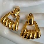 Anne Klein Vintage Gold Tone Sculptural Clip Earrings Photo 1