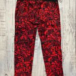 Saucony  Scoot Series Bordeaux Print Capri. Size Small. EUC Photo 2