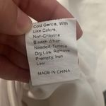 White mock neck fun sleeve bodysuit Photo 4