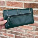 Liz Claiborne First Access  Hunter Green Bifold Wallet checkboard cover Photo 1