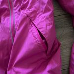Lululemon Run Paris Perfection Hustle Hot Pink Jacket | 4 Photo 4