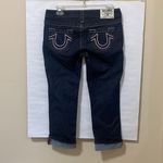 True Religion WLHJ58FE2 Americana Chain Dark Rinse Rolled Capri Jeans $209 EUC 28 Photo 3